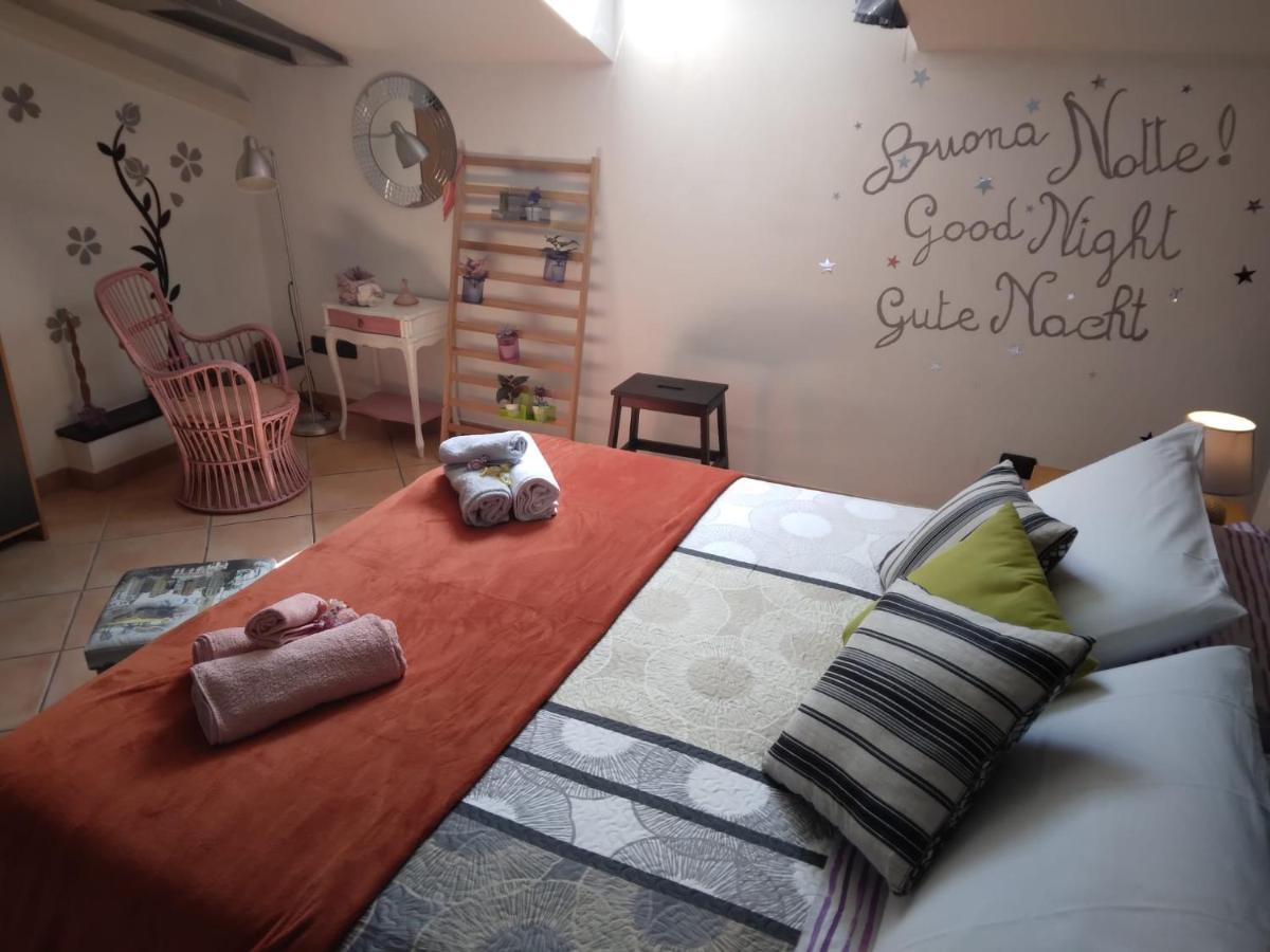 A Trabacca De Zena Apartment Genoa Bagian luar foto