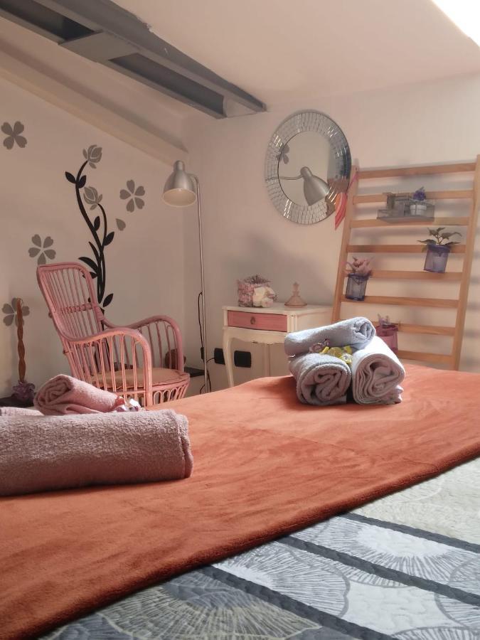 A Trabacca De Zena Apartment Genoa Bagian luar foto